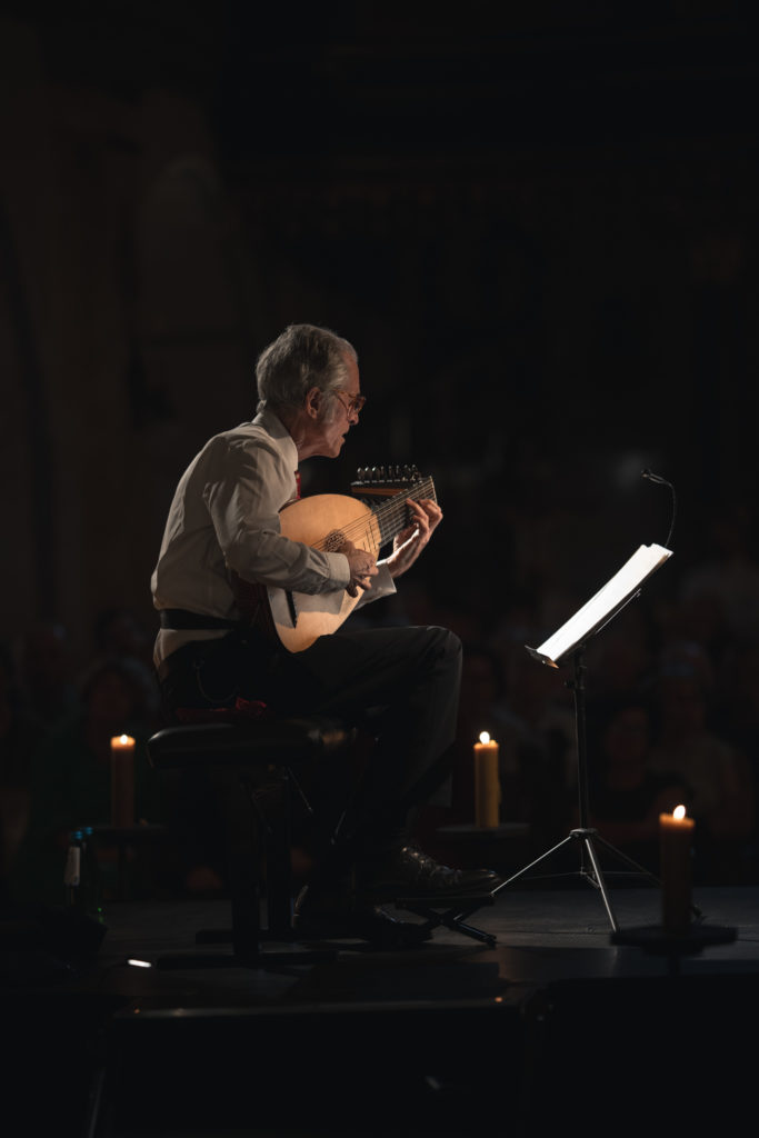 festiwal Musica Divina, recital Hopkinsona Smitha, 9 sierpnia 2024, fot. Piotr Łysakowski